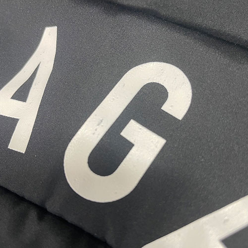 ダウンなど中綿入りのアウターへのプリント3